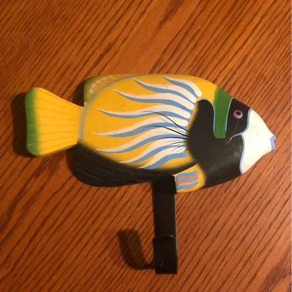 Colorful Fish Wall Hooks - Picture 2 of 8